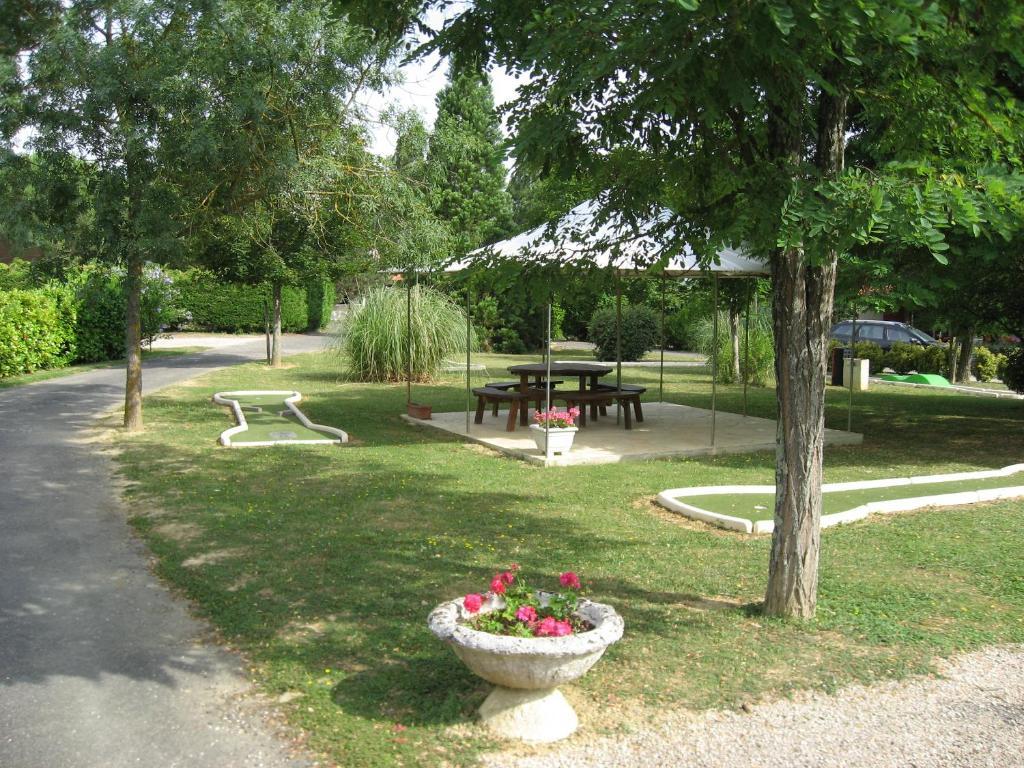 Les Chalets Des Mousquetaires Mirepoix  Екстер'єр фото