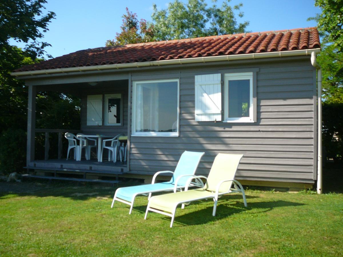 Les Chalets Des Mousquetaires Mirepoix  Номер фото